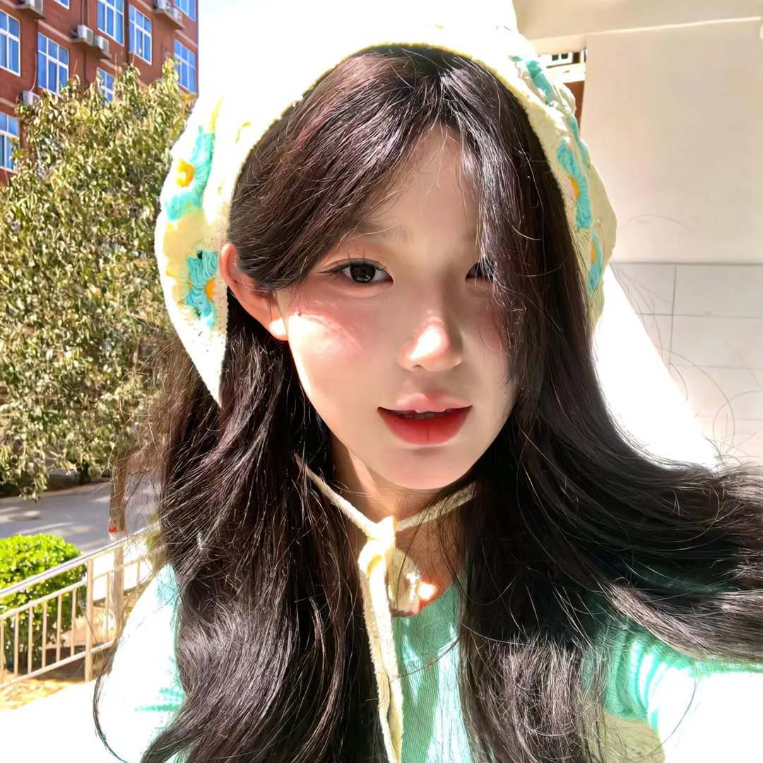 AI 短剧转性后我祸乱修仙界黑衣人洞口现身场景